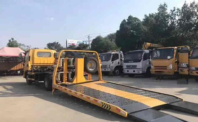 廉江汽车中途维修案例